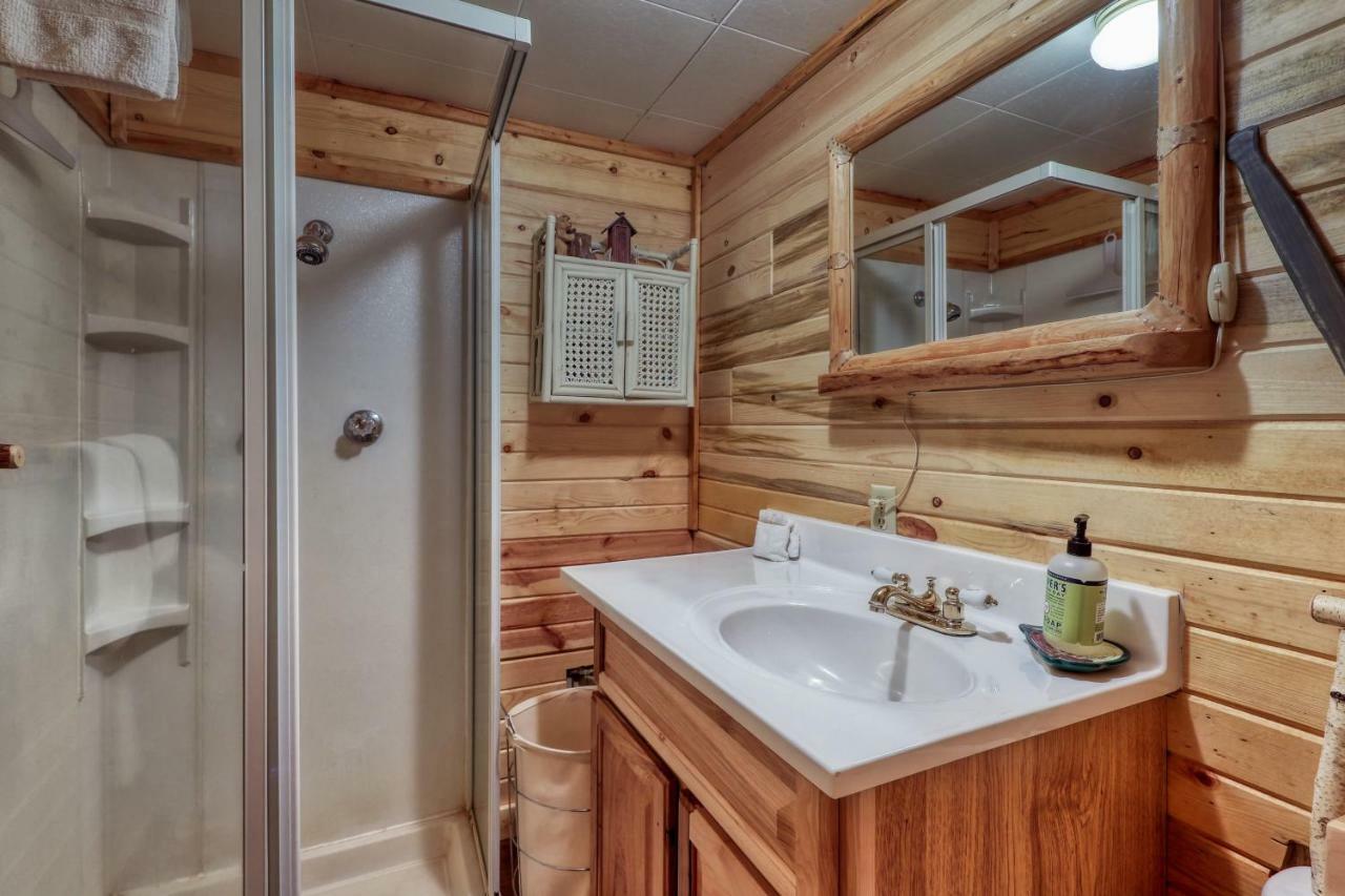 The Creekside Cabin Cascade Екстериор снимка